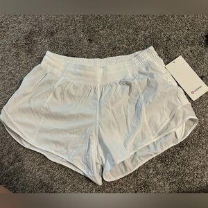 COPY - Lululemon Hotty hot LR shorts- size 10